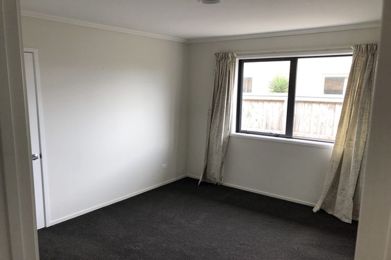 Photo of property in 75 Awatea Gardens, Wigram, Christchurch, 8042