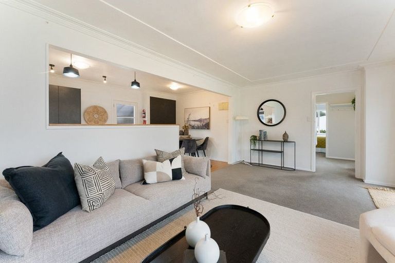 Photo of property in 3b Wheeler Place, Upper Vogeltown, New Plymouth, 4310