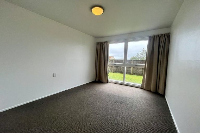 Photo of property in Bryon Court Flats, 25 Apuka Street, Brooklyn, Wellington, 6021