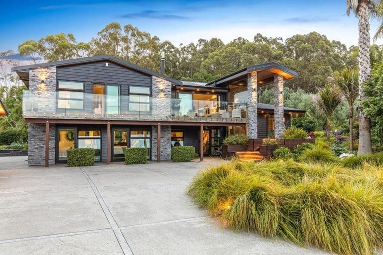 Photo of property in 1079 Kahikatea Flat Road, Waitoki, Kaukapakapa, 0871