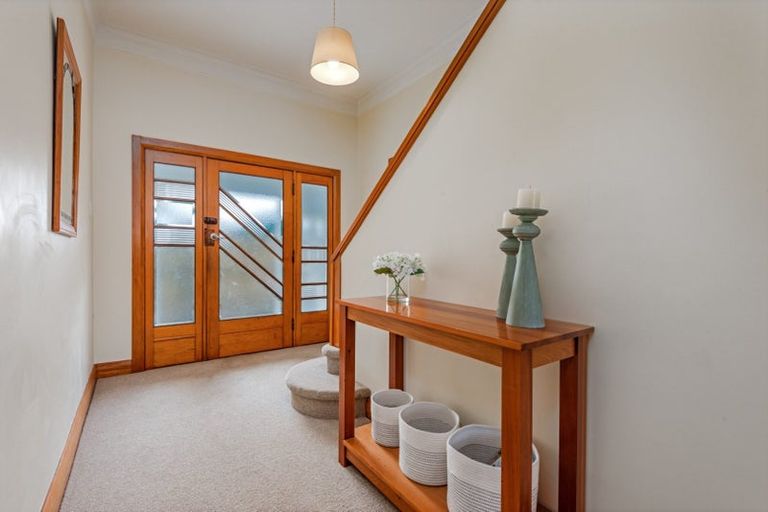 Photo of property in 64 Limbrick Street, Terrace End, Palmerston North, 4410