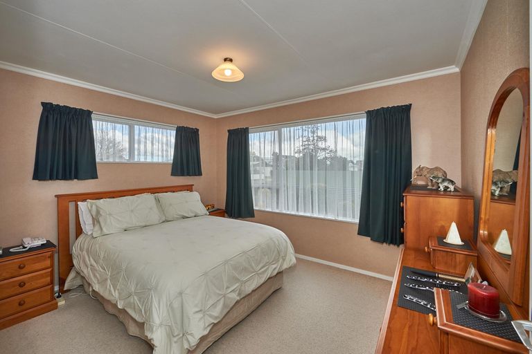 Photo of property in 55 Acacia Street, Kelvin Grove, Palmerston North, 4414