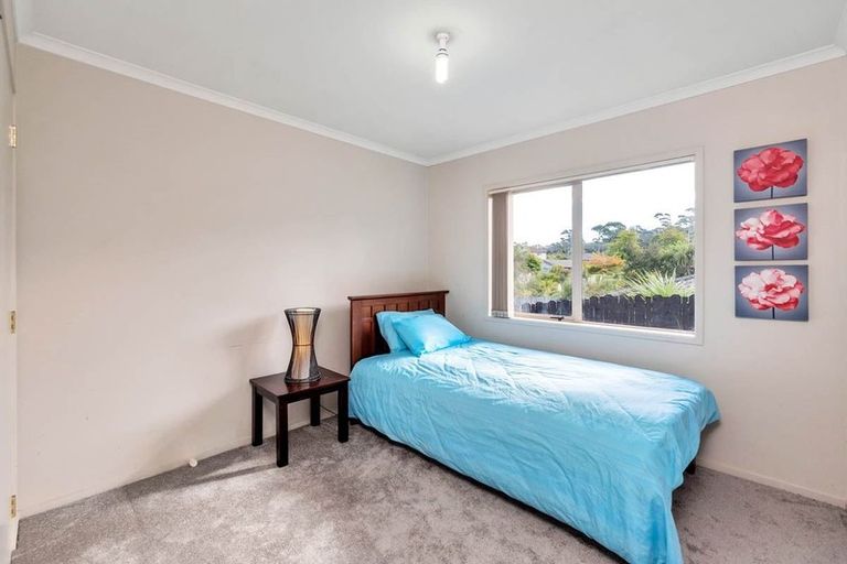 Photo of property in 7 Bibury Avenue, Henderson, Auckland, 0612