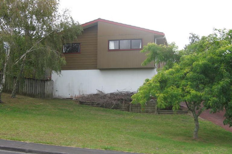 Photo of property in 7 Tableau Place, Totara Vale, Auckland, 0629