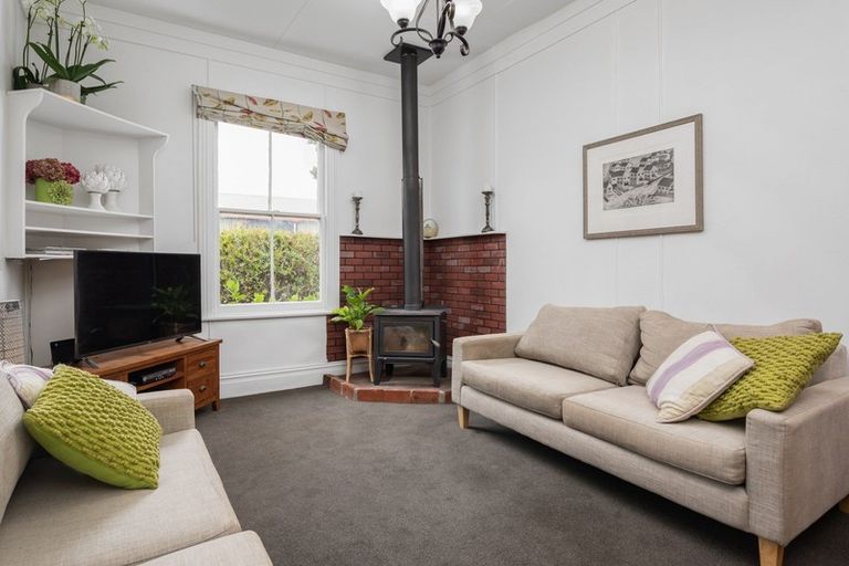 Photo of property in 6 Warwick Street, Mayfield, Blenheim, 7201