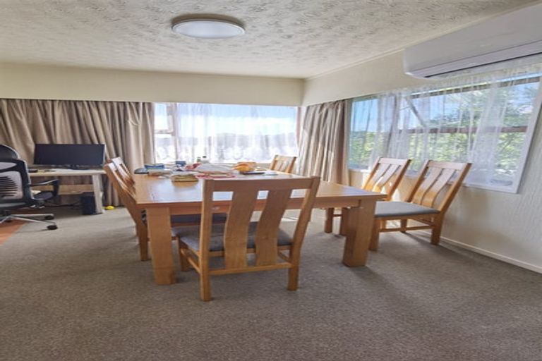 Photo of property in 36 Haseler Crescent, Howick, Auckland, 2014