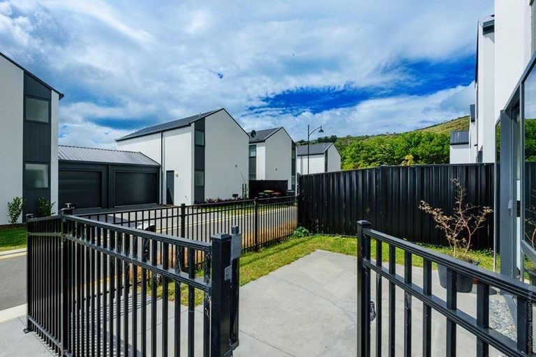 Photo of property in 16 Wheatsheaf Lane, Heathcote Valley, Christchurch, 8022