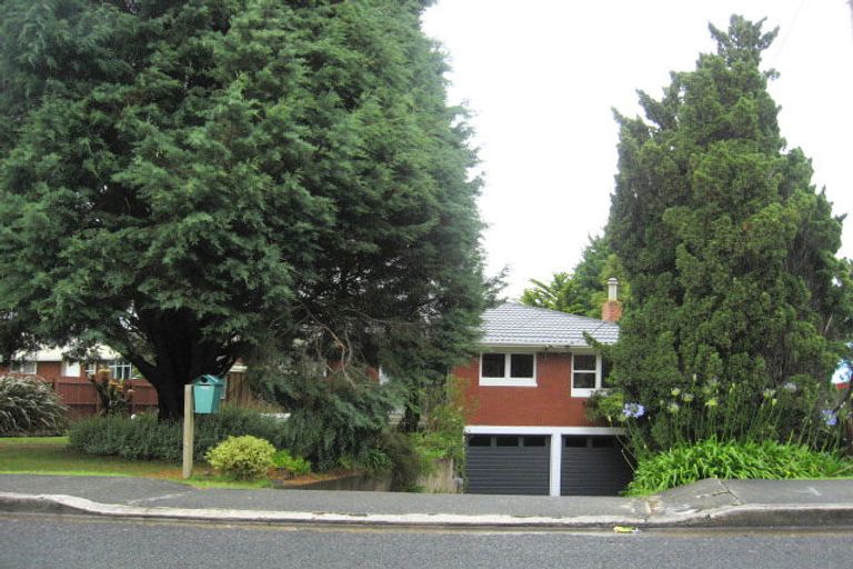 Photo of property in 17 Old Onerahi Road, Onerahi, Whangarei, 0110
