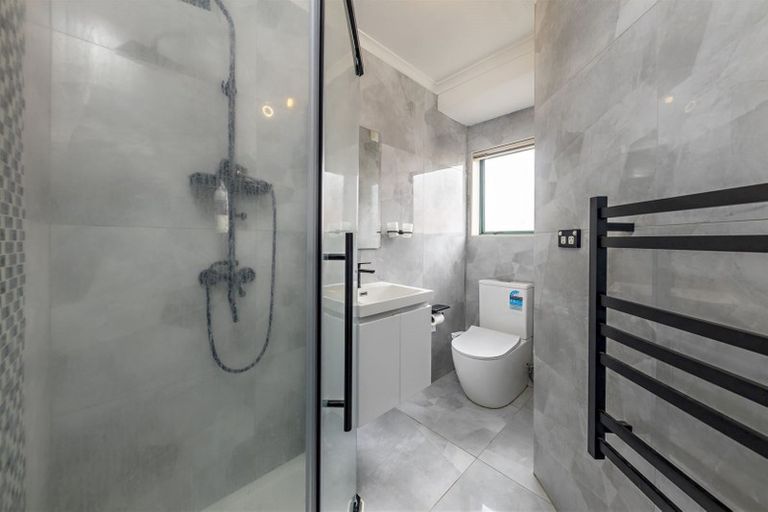 Photo of property in 28 Bicknell Road, Favona, Auckland, 2024