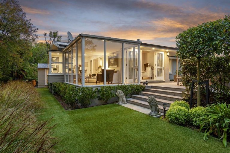 Photo of property in 56 Garden Road, Merivale, Christchurch, 8014