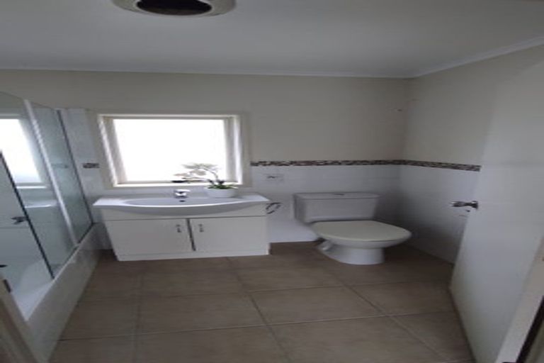 Photo of property in 1/37 Great South Road, Papakura, Takanini, 2110