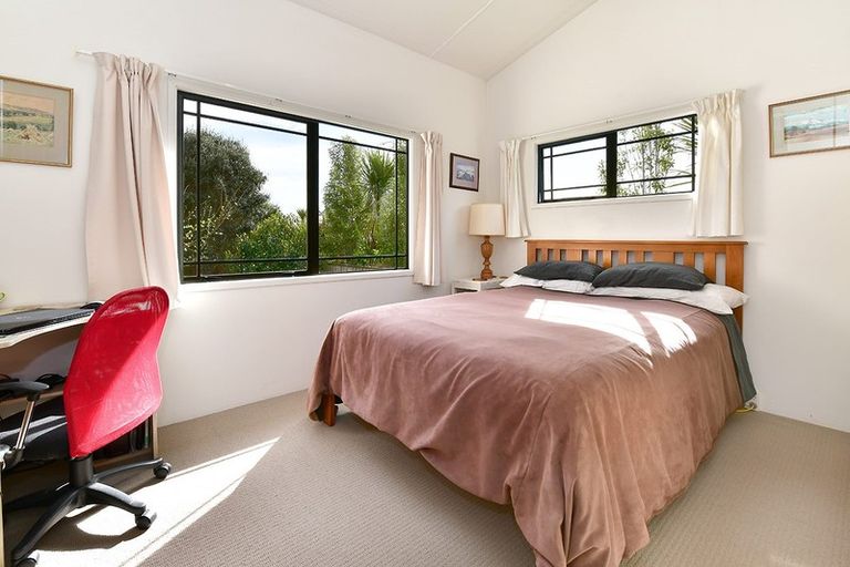 Photo of property in 33e Springs Road, Parakai, 0830