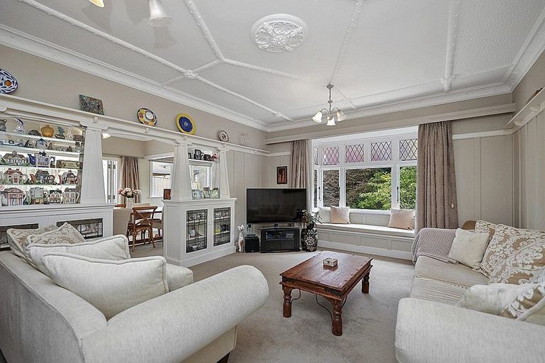 Photo of property in 20 Henui Street, Strandon, New Plymouth, 4312