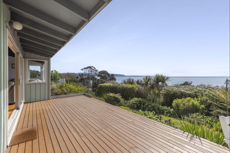 Photo of property in 5 Bydder Terrace, Patons Rock, Takaka, 7182