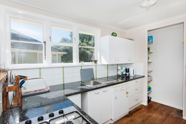 Photo of property in 8 Karaka Street, Elgin, Gisborne, 4010