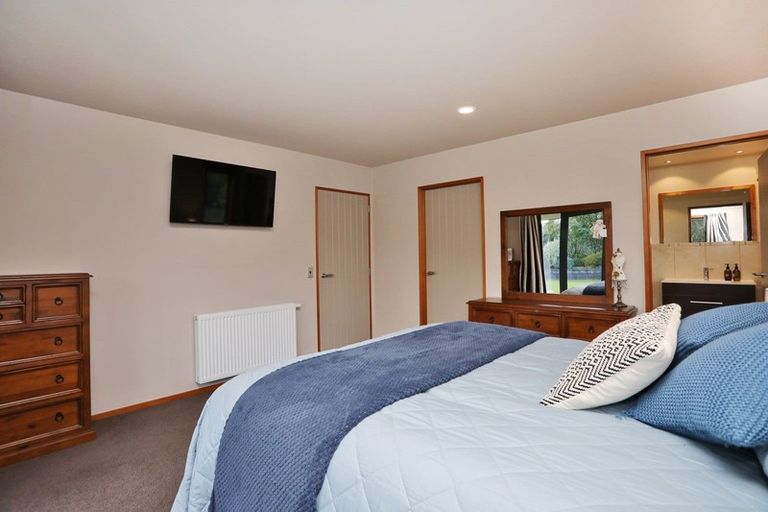 Photo of property in 139 Marama Avenue South, Otatara, Invercargill, 9879