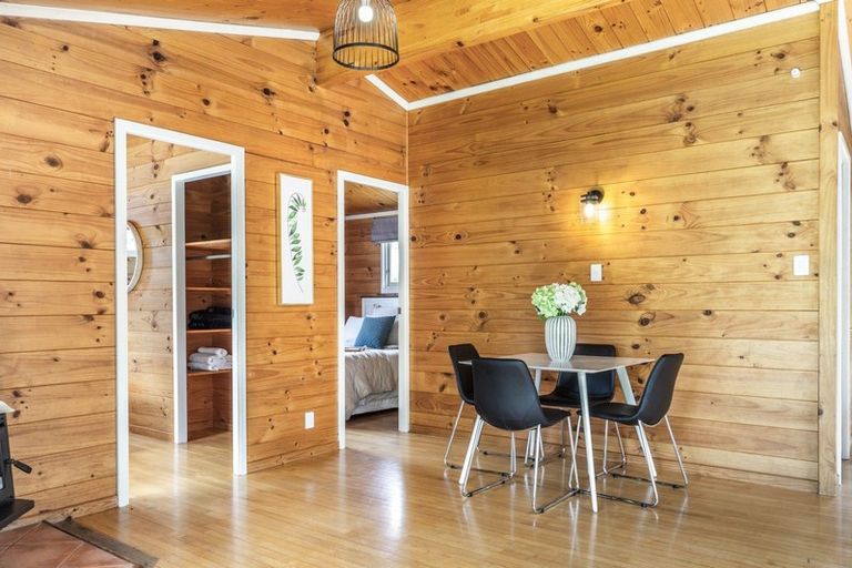 Photo of property in 1/38 Kinloch Road, Kinloch, Taupo, 3377