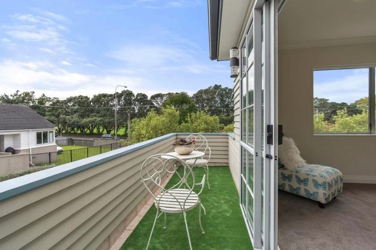 Photo of property in 231a Lake Road, Belmont, Auckland, 0622