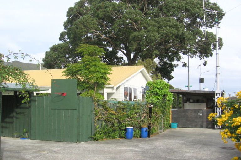 Photo of property in 2/11 Brown Grove, Fairfield, Lower Hutt, 5011