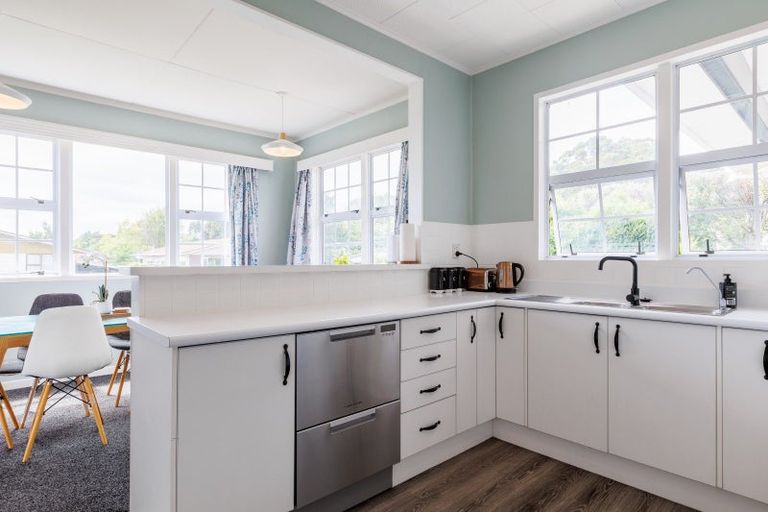 Photo of property in 2 Davidson Crescent, Pahiatua, 4910