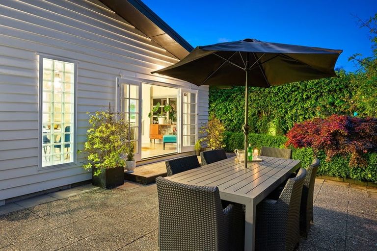 Photo of property in 7 Ngarara Road, Waikanae, 5036