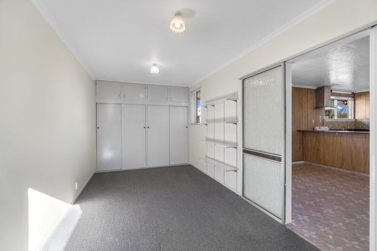Photo of property in 42 Fovant Street, Russley, Christchurch, 8042