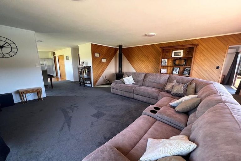 Photo of property in 105 Oakura Road, Oakura, Hikurangi, 0184