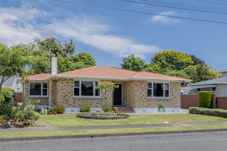 Photo of property in 26 Highbury Drive, Levin, 5510