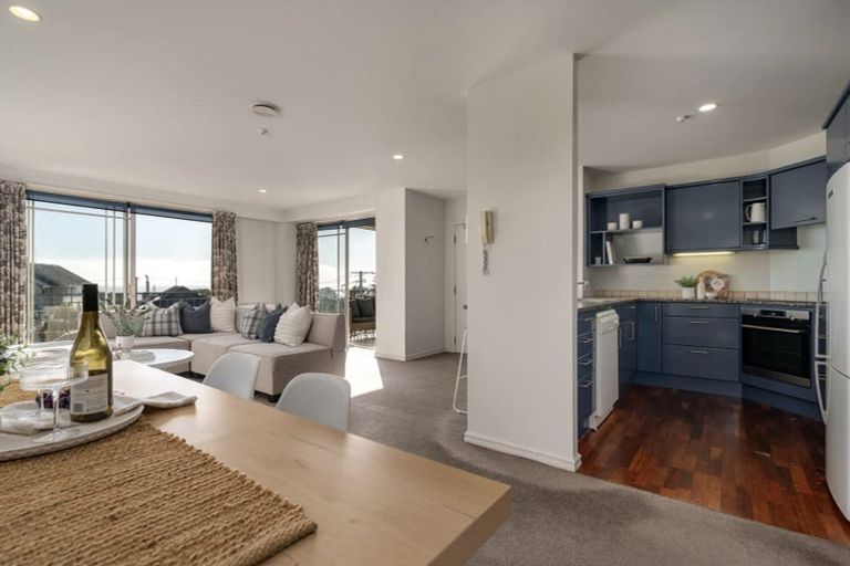 Photo of property in Admiralty Courts, 1/42 Marriner Street, Sumner, Christchurch, 8081