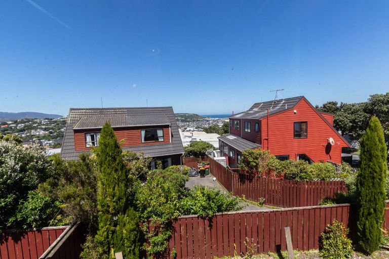 Photo of property in 18b Rangitane Street, Maupuia, Wellington, 6022