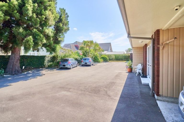 Photo of property in 203 Fitzherbert Avenue, West End, Palmerston North, 4410
