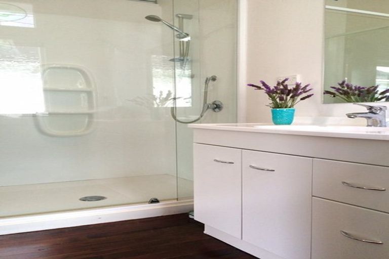 Photo of property in 16 Albert Road, Devonport, Auckland, 0624