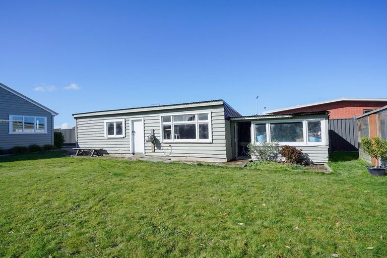 Photo of property in 10 Joseph Street, Waverley, Invercargill, 9810