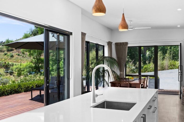 Photo of property in 157 Durham Drive, Havelock North, 4130