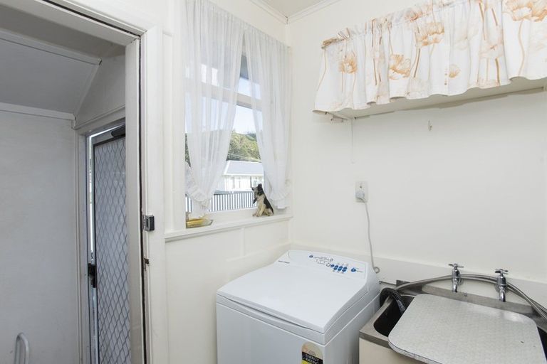 Photo of property in 33 Glasgow Crescent, Kaiti, Gisborne, 4010