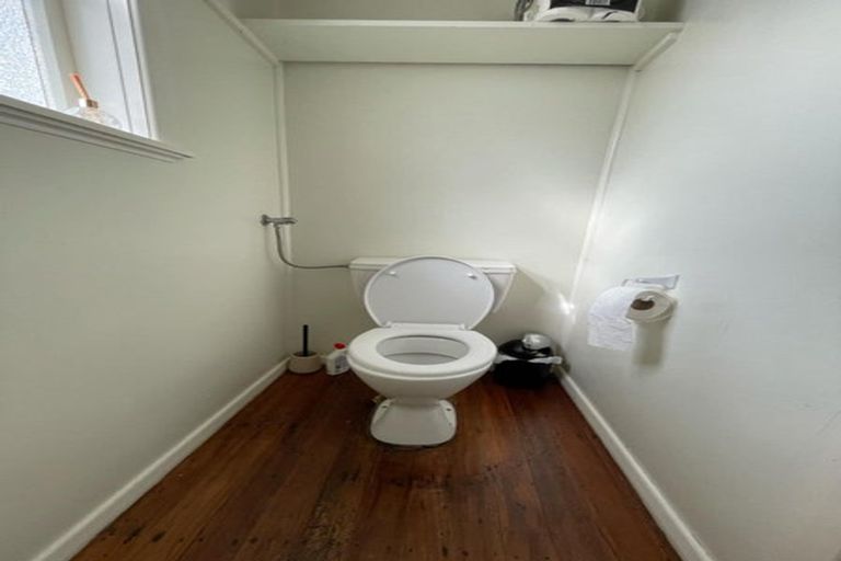 Photo of property in 1/56 Churton Crescent, Taita, Lower Hutt, 5011