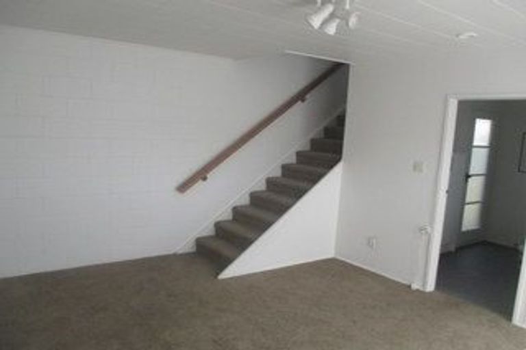 Photo of property in 9/781 Fergusson Drive, Elderslea, Upper Hutt, 5018