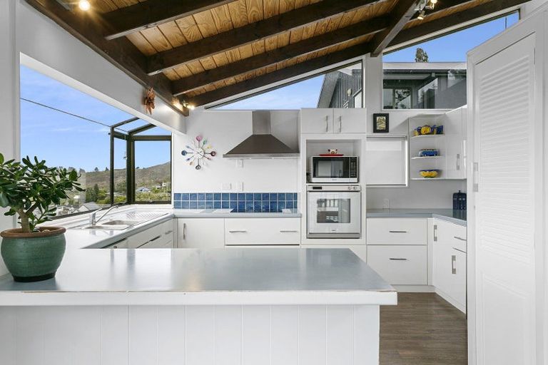 Photo of property in 80 Wakeman Road, Acacia Bay, Taupo, 3330