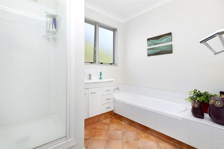 Photo of property in 53 Ranui Terrace, Tawa, Wellington, 5028