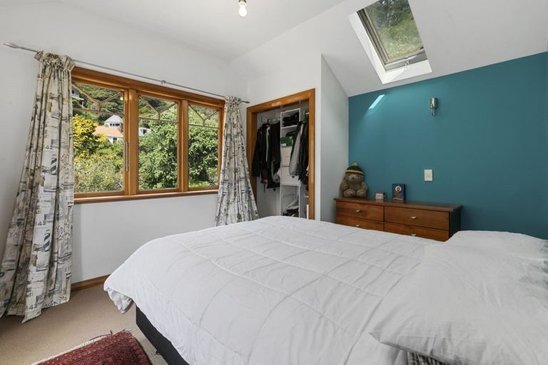 Photo of property in 6 Marama Terrace, Eastbourne, Lower Hutt, 5013