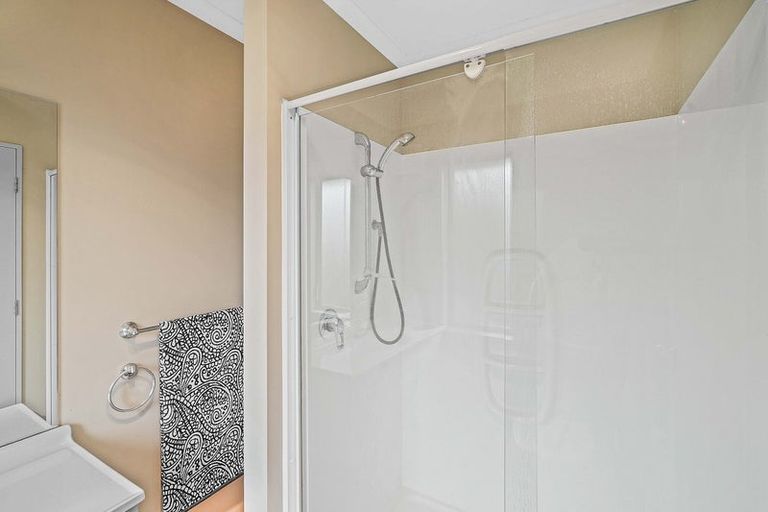 Photo of property in 15 Cressida Close, Rolleston, 7614