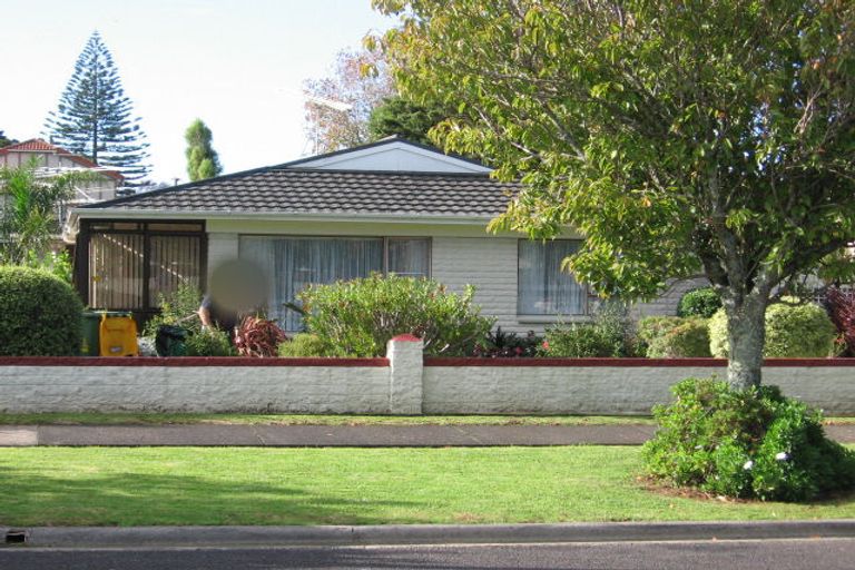 Photo of property in 1/10 Maunu Road, Papatoetoe, Auckland, 2025