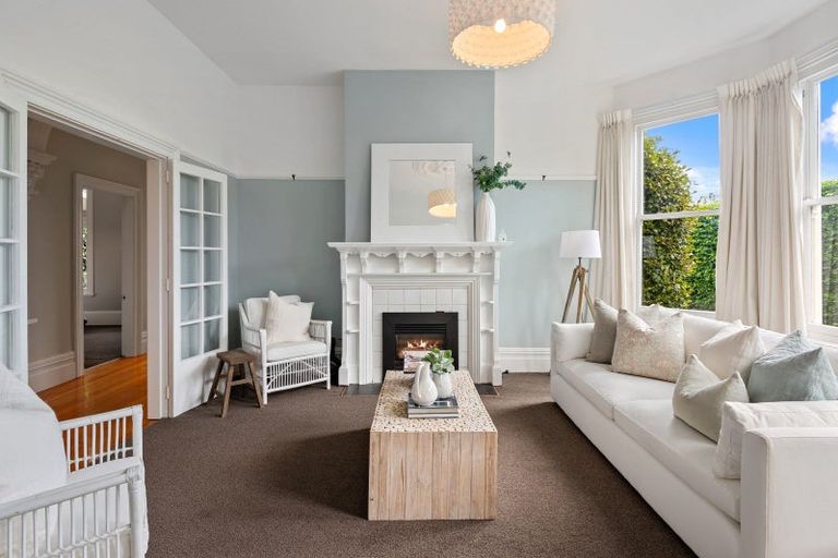 Photo of property in 14 Weston Road, St Albans, Christchurch, 8052