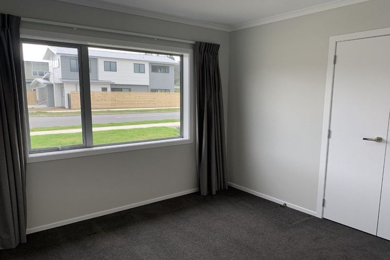 Photo of property in 1 Grovedale Square, Wainuiomata, Lower Hutt, 5014
