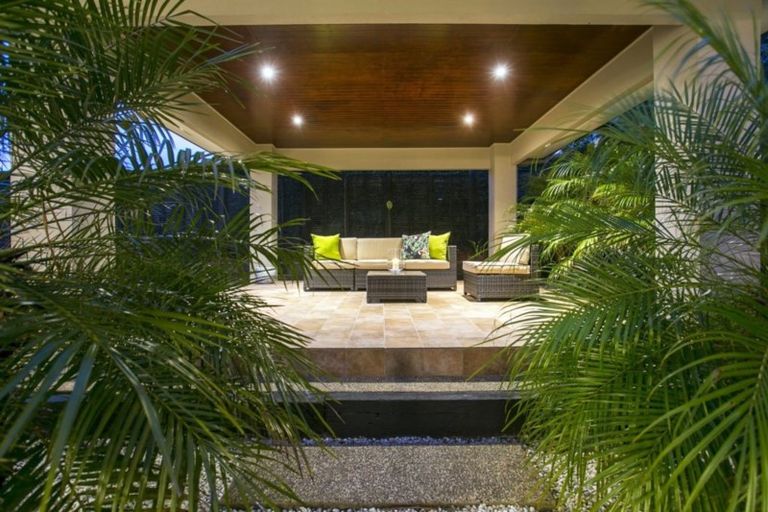 Photo of property in 182 Greenhithe Road, Greenhithe, Auckland, 0632