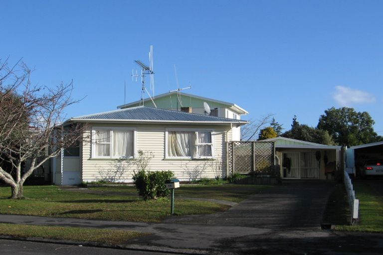 Photo of property in 14 Liston Crescent, Hillcrest, Hamilton, 3216