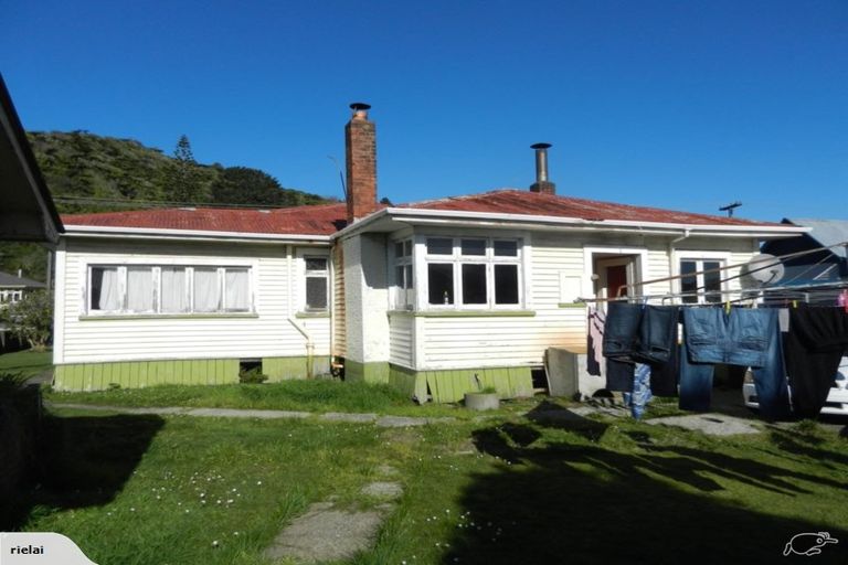Photo of property in 22 Shakespeare Street, Greymouth, 7805