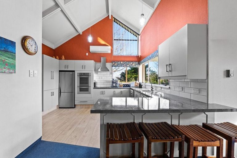 Photo of property in 15 Quin Crescent, Hawera, 4610