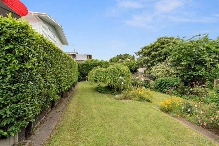 Photo of property in 200 Sandwich Road, St Andrews, Hamilton, 3200