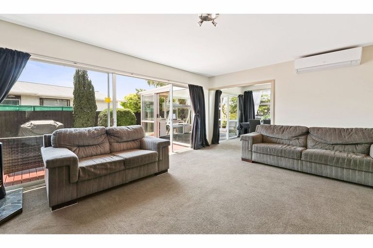 Photo of property in 45 Cottonwood Street, Parklands, Christchurch, 8083